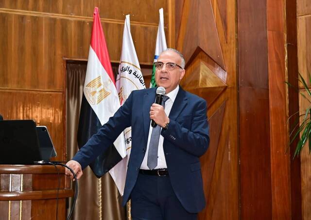 هاني سويلم وزير الموارد المائية والري