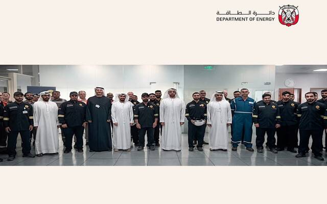 على هامش زيارة ميدانية لرئيس دائرة الطاقة في أبوظبي لمواقع ومشاريع حيوية في قطاعي الطاقة والمياه