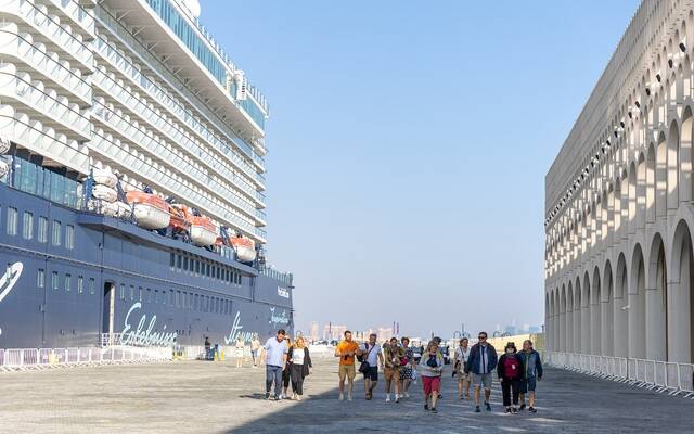 ميناء الدوحة يستقبل سفينة سياحية ألمانية تُقل 3319 زائراً