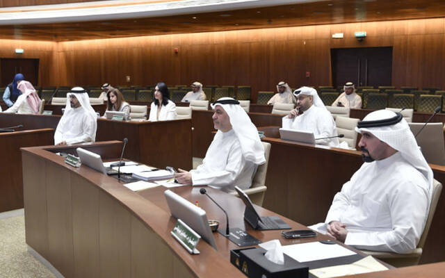 خلال الاجتماع